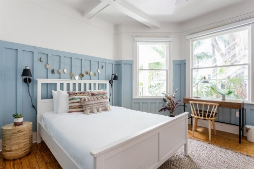 Selina Miami River image 5