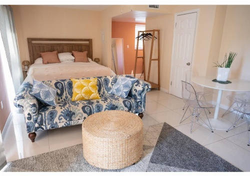 Selina Miami River image 2